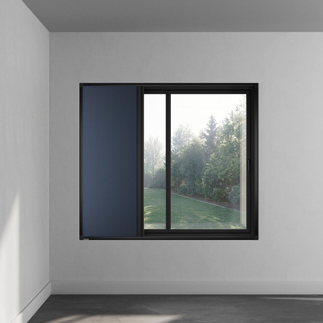 Graphite / Navy / Left to right