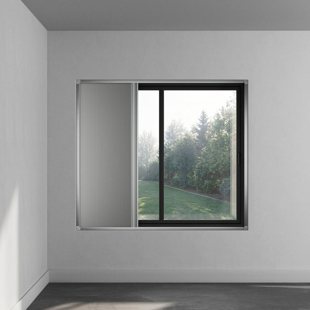 Titanium / Titanium / Left to right