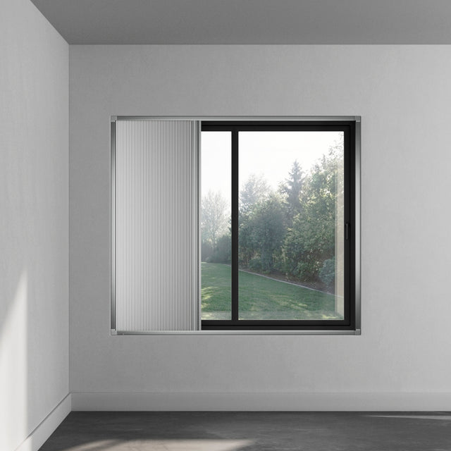 Titanium / Quartz / Left to right