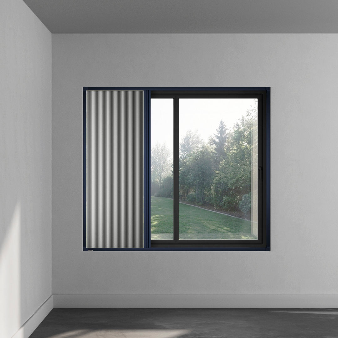 Navy / Titanium / Left to right